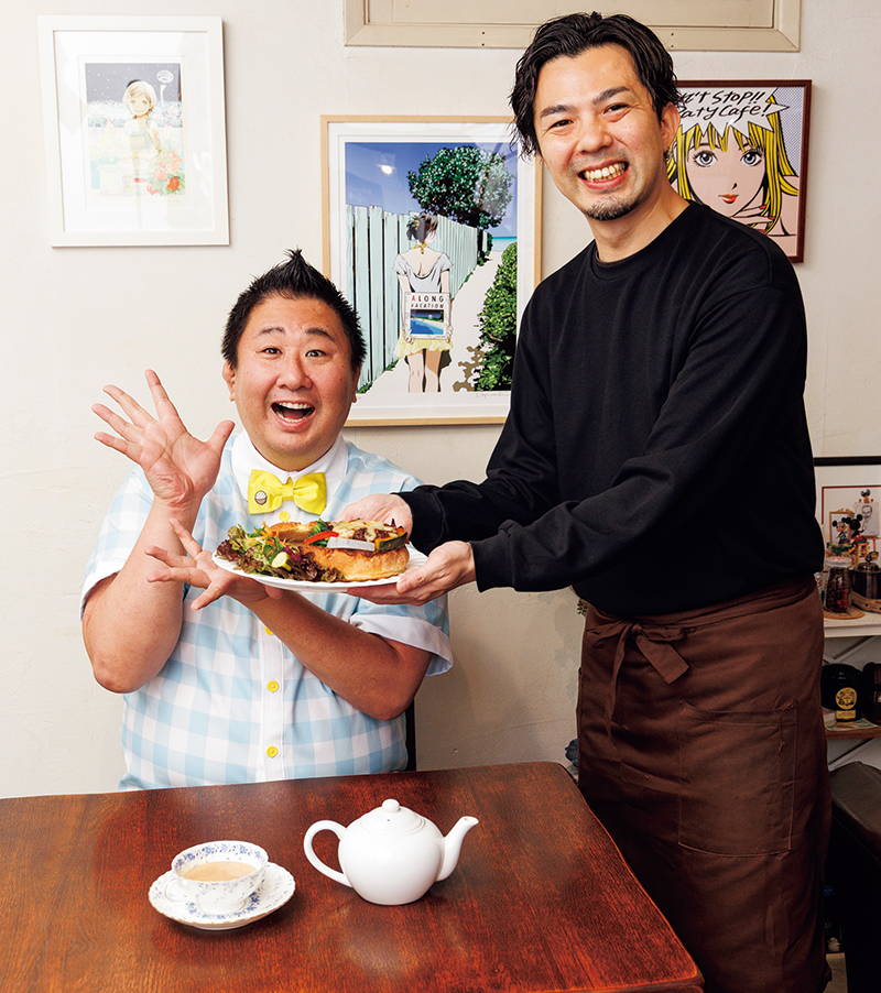 店主 荒野元樹さん（写真右）「パンにもカレーにもこだわりました！」