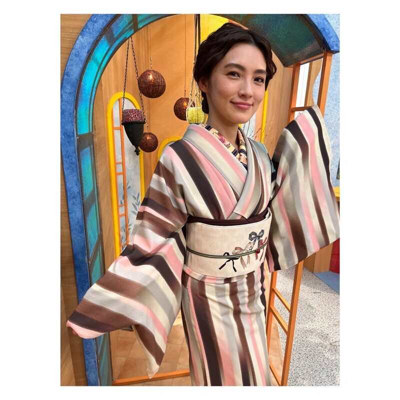 着物姿の星野真里（インスタグラムより）