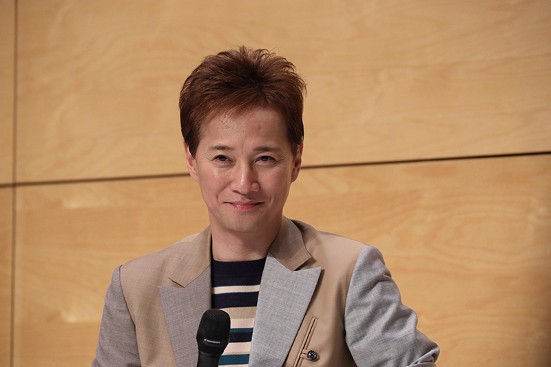 木村は最近、会話の中で中居の名前を出すことがあるという