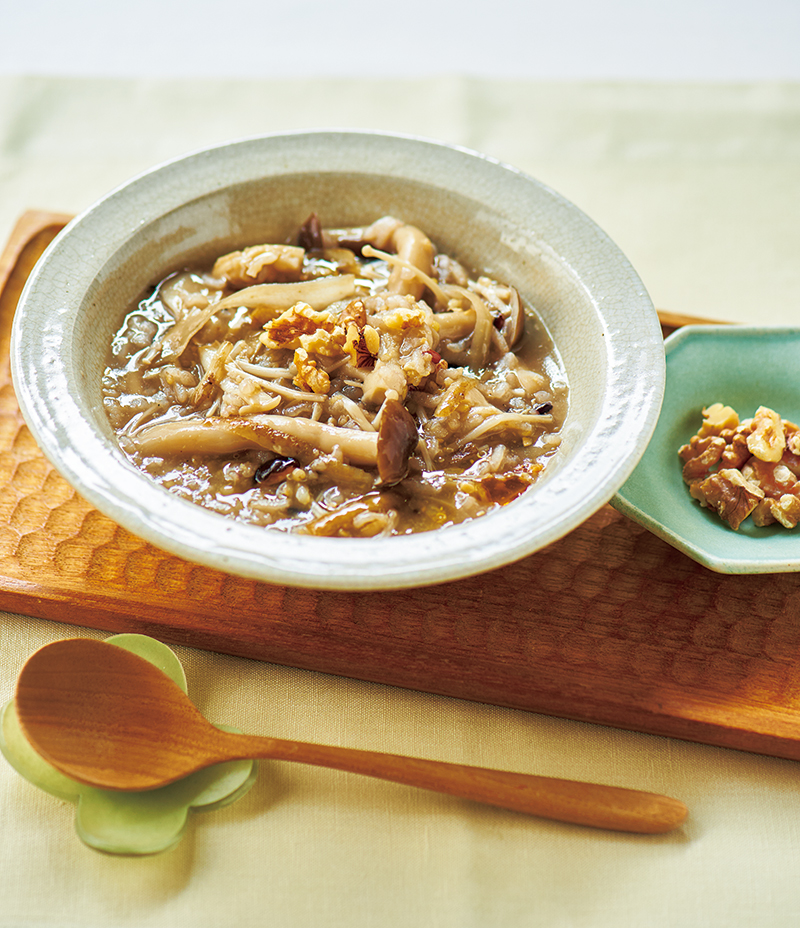 便通改善に…「きのことごぼうの雑穀がゆ」