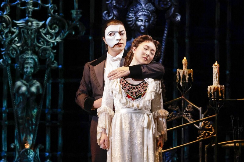 怪人にクリスティーヌが身を委ねる「The Music of the Night」のワンシーンは、あまりにもロマンティック（撮影／重松美佐）