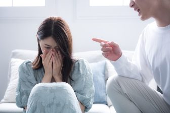 《夫婦げんか中に“絶対に言われたくなかった言葉”》「稼いでいるのは俺」「だから女は」…謝られて…