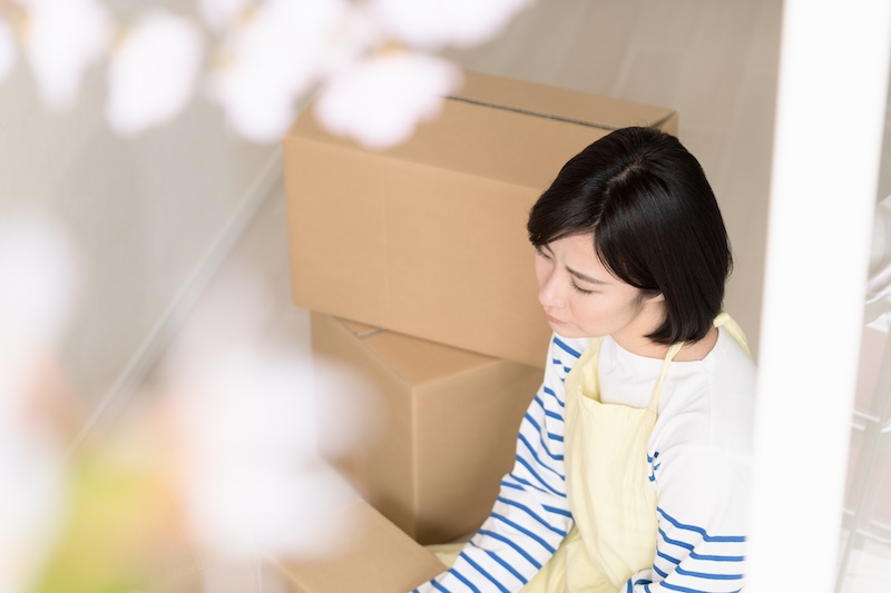引っ越しや片付け後、捨てて後悔したモノは？（写真／PIXTA）