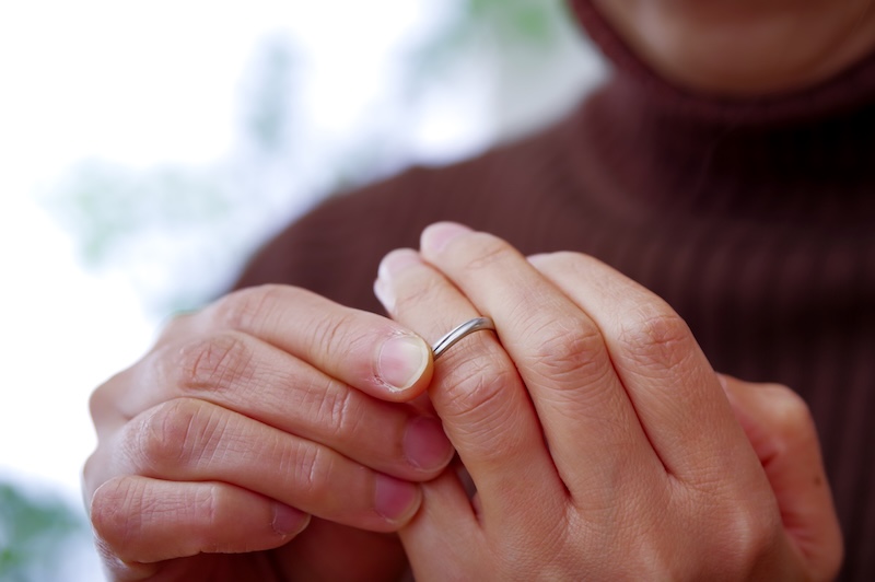 結婚そのものを否定されると…（写真／PIXTA）