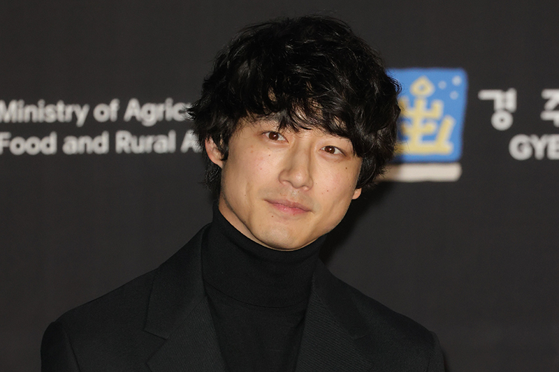 自宅に警察官が駆け付ける騒動があった俳優・坂口健太郎