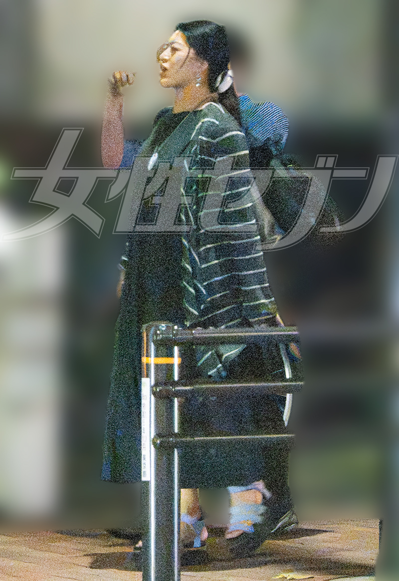 普段より陽気な様子で歩かれている（2026年9月） 