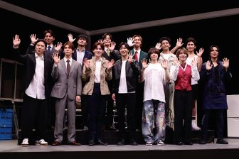 《尾上松也が演出》SHOW-WAとMATSURIの初舞台『デカ×ホシ』公開ゲネプロレポ　ふたつの個性がステ…