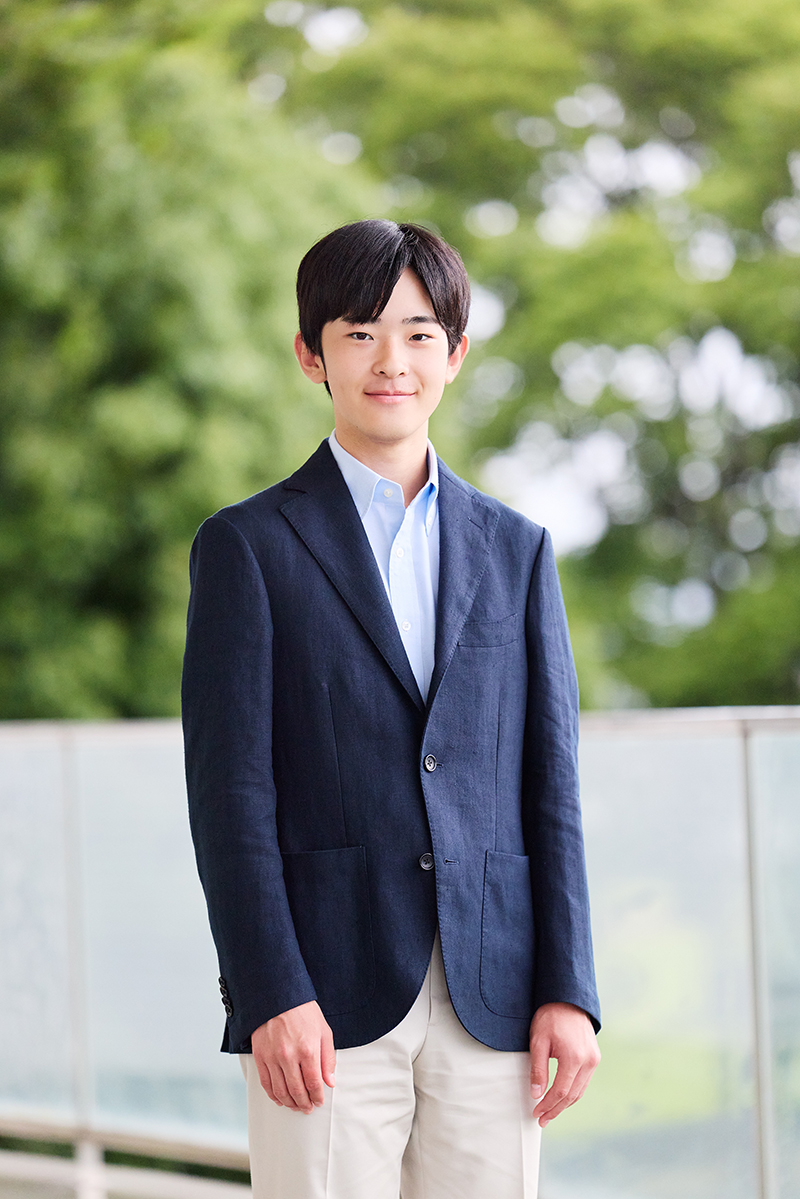 二十歳の誕生日を迎えられた悠仁さま（写真／宮内庁） 