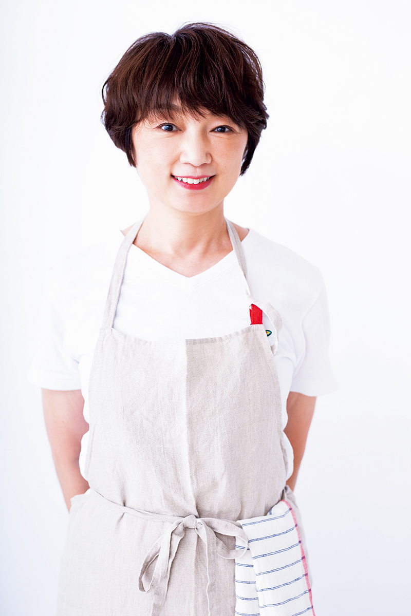 国際中医師、国際薬膳師、鍼灸師・岡尾知子さん（提供写真）