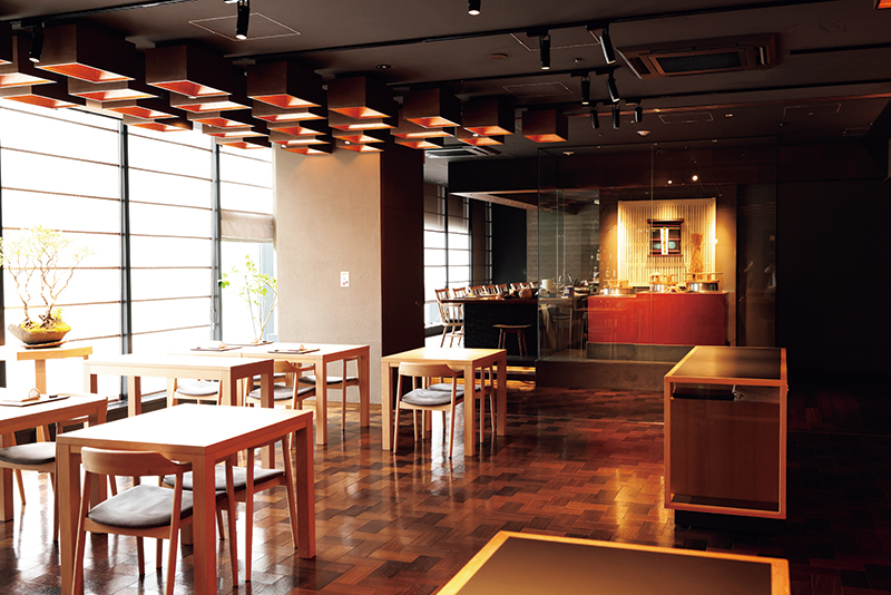 「坐来大分」店内