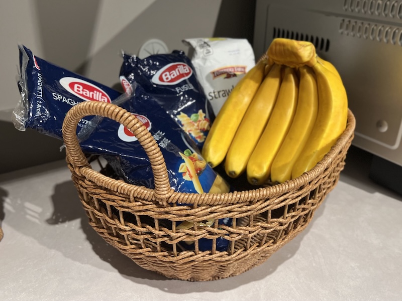 「洗えるPPラタンバスケット オーバル」1969円（税込）