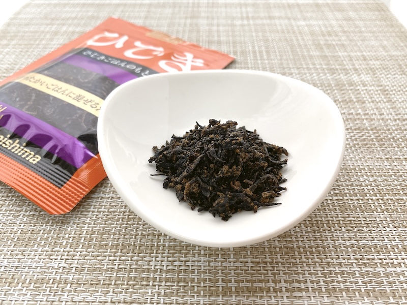 ご飯に混ぜ込むと、ひじきがしっとり柔らかに