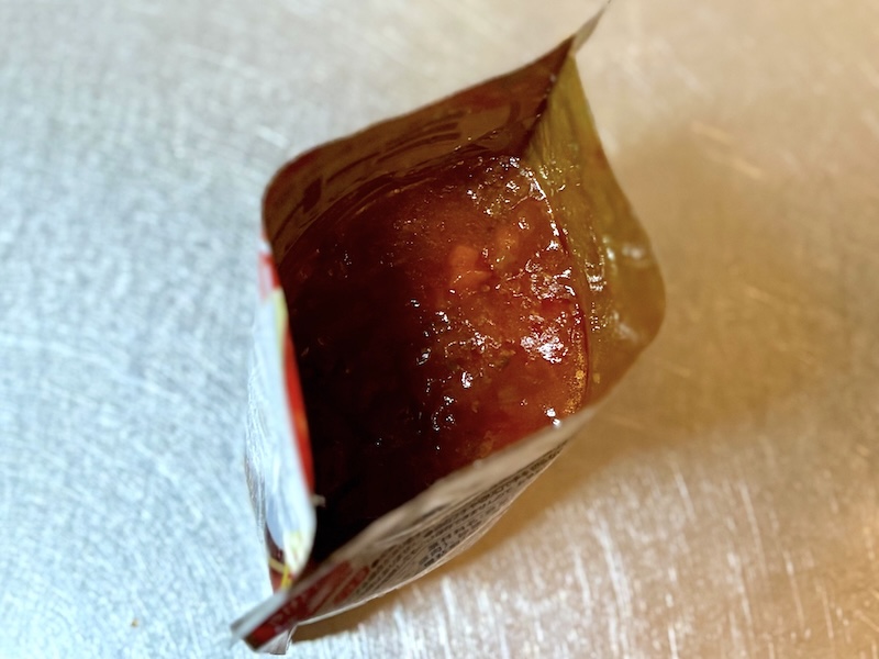 温めたあとの様子。具材がごろごろ入っている！