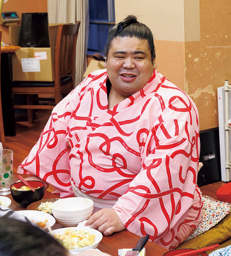 「味はもちろん、栄養バランスもいいですよ」（嘉陽）