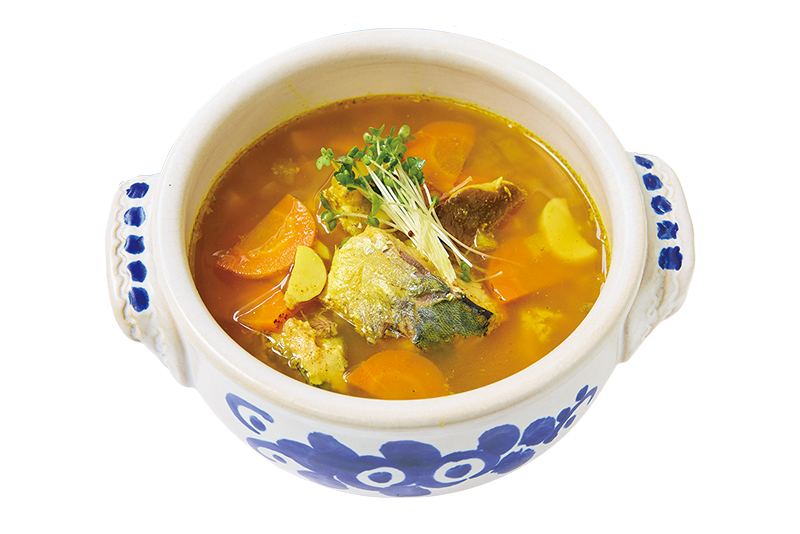 抗酸化力の高い「腸活スープ」レシピ（写真は、さばのスープカレー風）