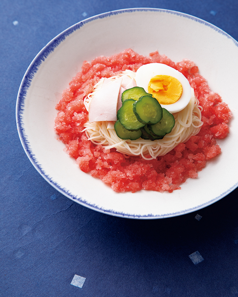 自家製“シャリシャリつゆ”7レシピ！写真は、凍らせすいかつゆで「シャリシャリ冷麺風」