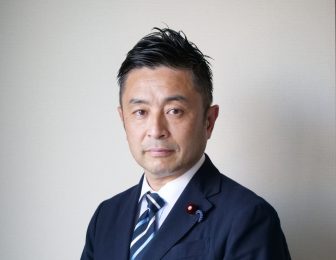 《長生きの先が怖い》そんな社会を次の世代に渡さない　ステージ4のがん患者・藤田誠議員が「間に…