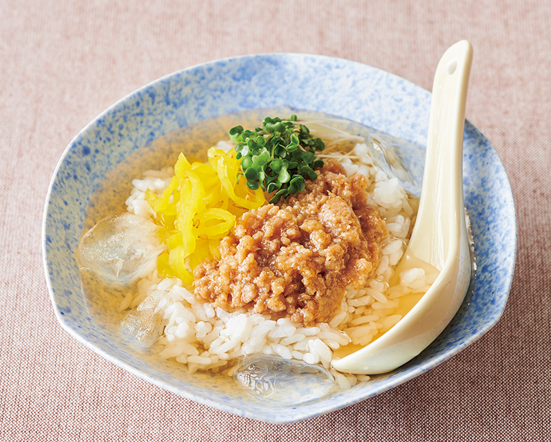 鶏そぼろたくあん茶漬け