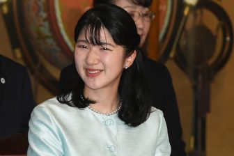 愛子さま、2度目の海外公式訪問はシンガポール「日系大統領夫人と交流へ」「屋台メシにも期待」「日本軍の負の歴史」…視察先の候補が次々と浮上　一方で持ち上がる“不穏な事態”
