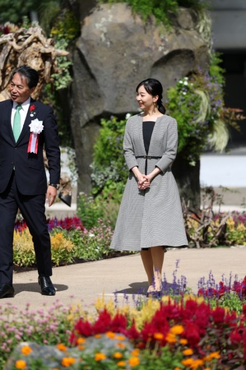 お手元には指輪が。（2026年10月、写真／JMPA）