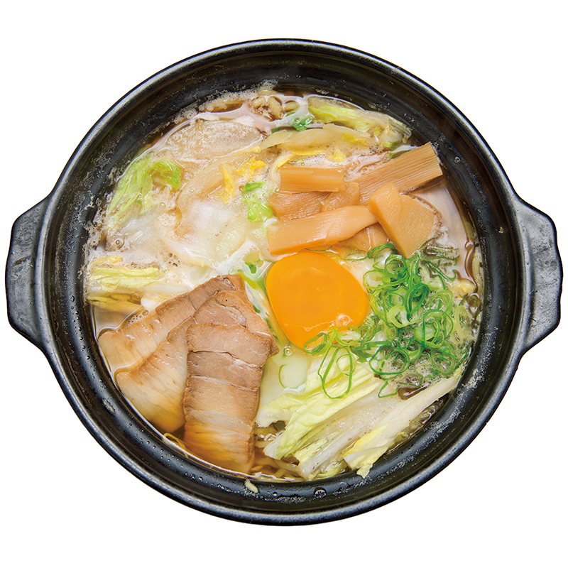 鍋焼きラーメン 900円