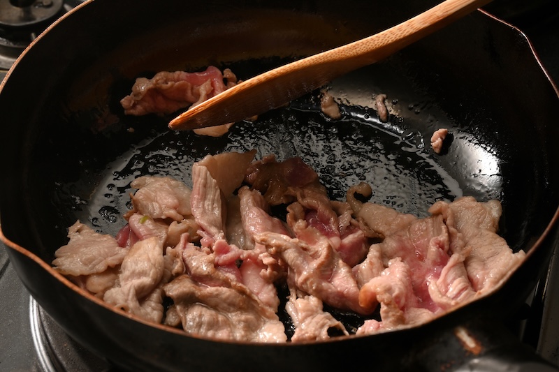 炒めてできたコゲも美味しさに！