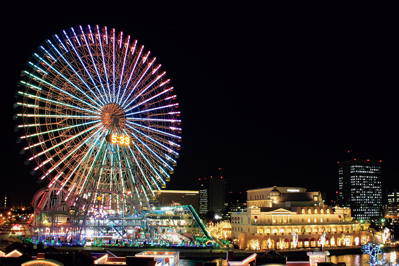 大観覧車『コスモクロック21』が輝く夜景（写真／PIXTA）
