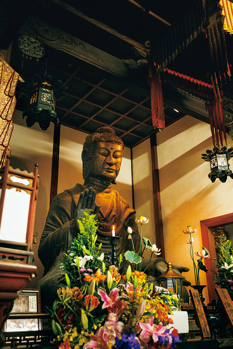 飛鳥大仏（釈迦如来坐像）