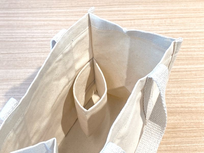 500mlのペットボトルがすっぽり収まるサイズ感