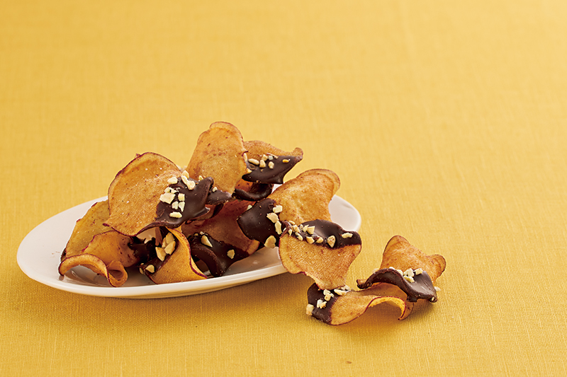 チョコがけ 蜜芋けんぴチップス チョコレート＆アーモンド[＆ OIMO TOKYO］