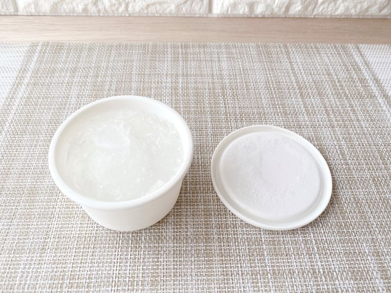 付属の製氷カップで作った氷。スライサーにぴったり収まるサイズ