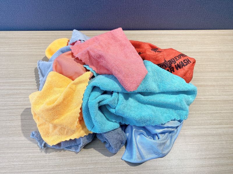 色も厚さも手触りも違う、不揃いクロス