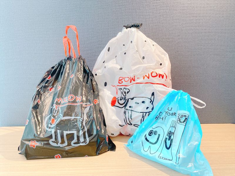 サイズごとに色やデザインが異なる